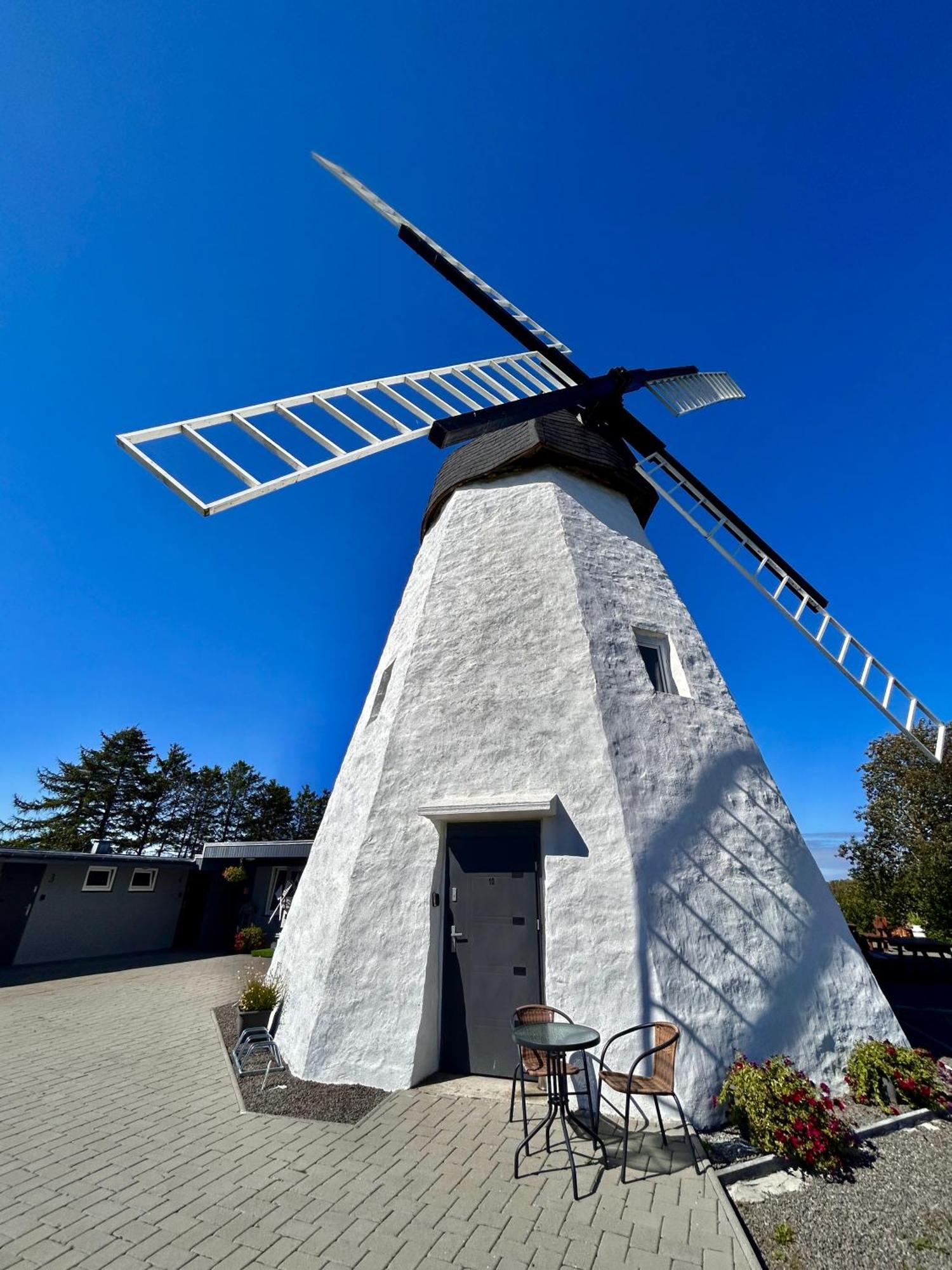 Apartamenty Molle Akirkeby Bagian luar foto