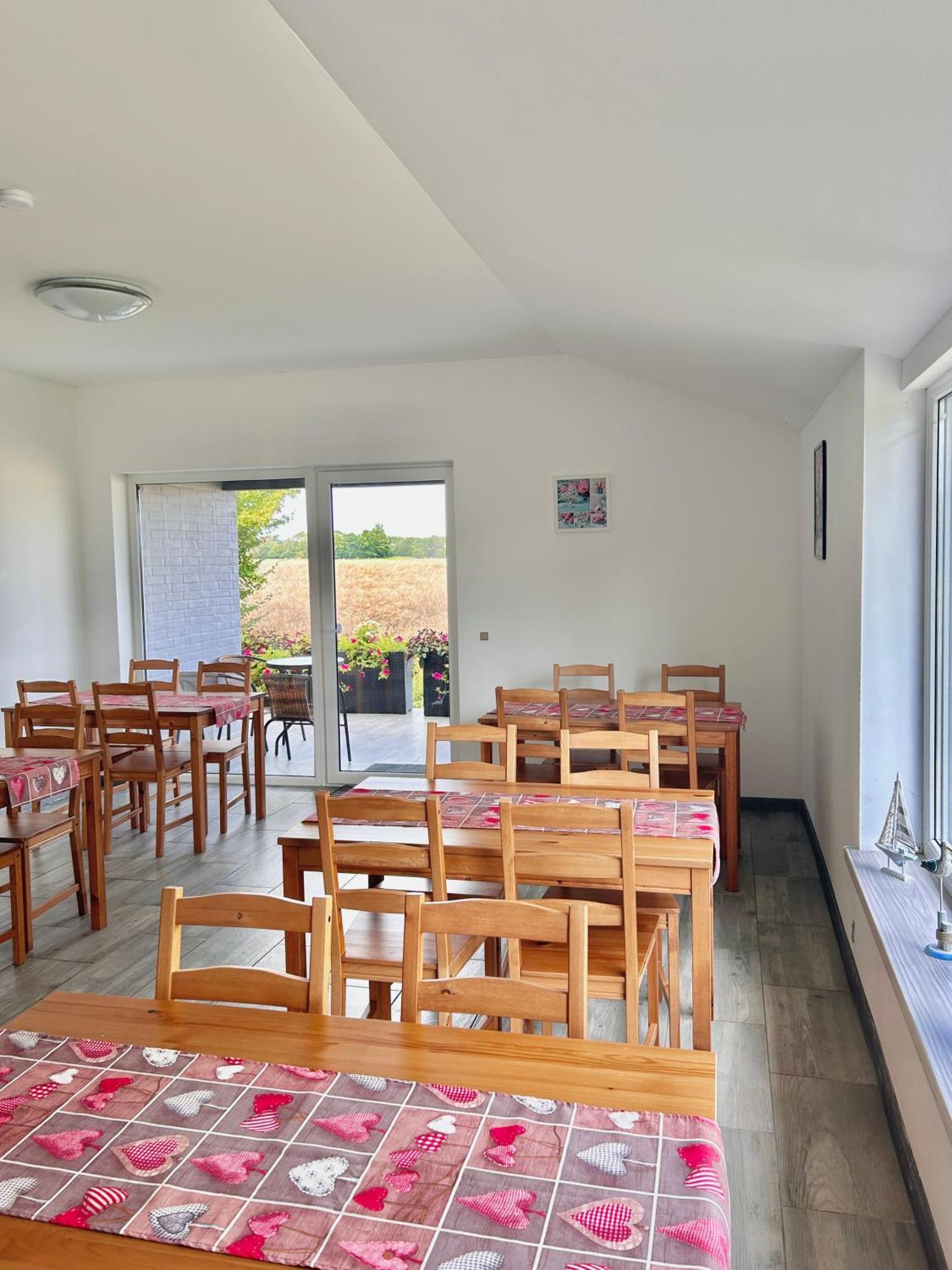 Apartamenty Molle Akirkeby Bagian luar foto