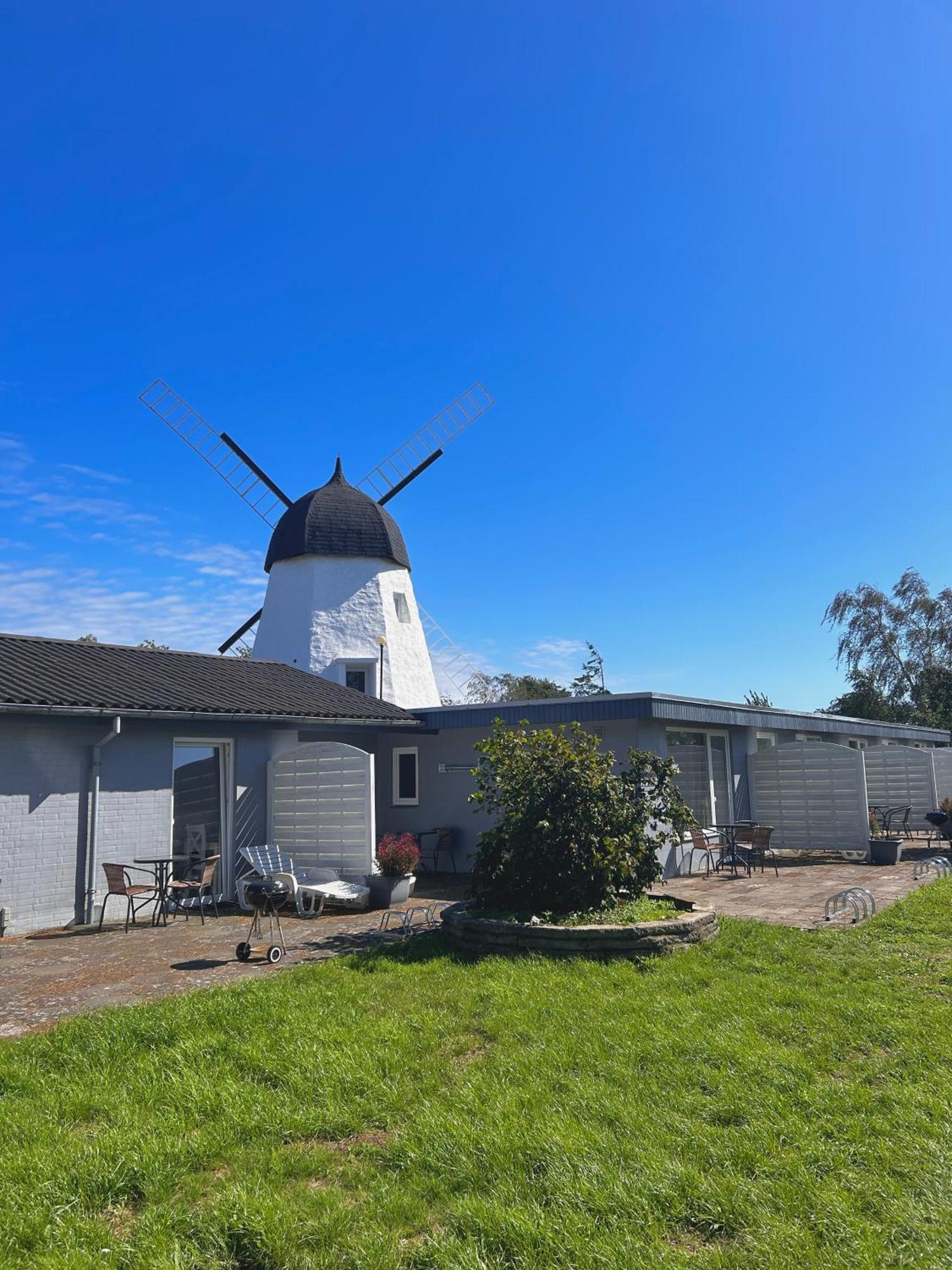 Apartamenty Molle Akirkeby Bagian luar foto