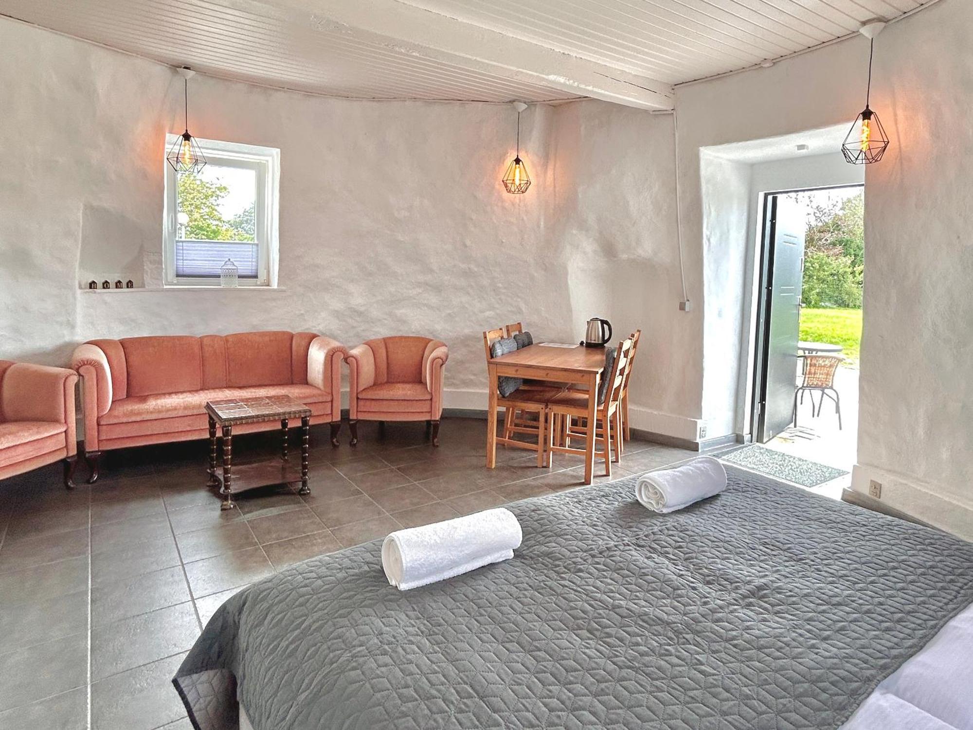 Apartamenty Molle Akirkeby Bagian luar foto